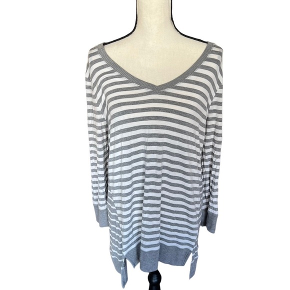 Cable & Gauge - Long Sleeve Stripped Tunic - Picture 1 of 5